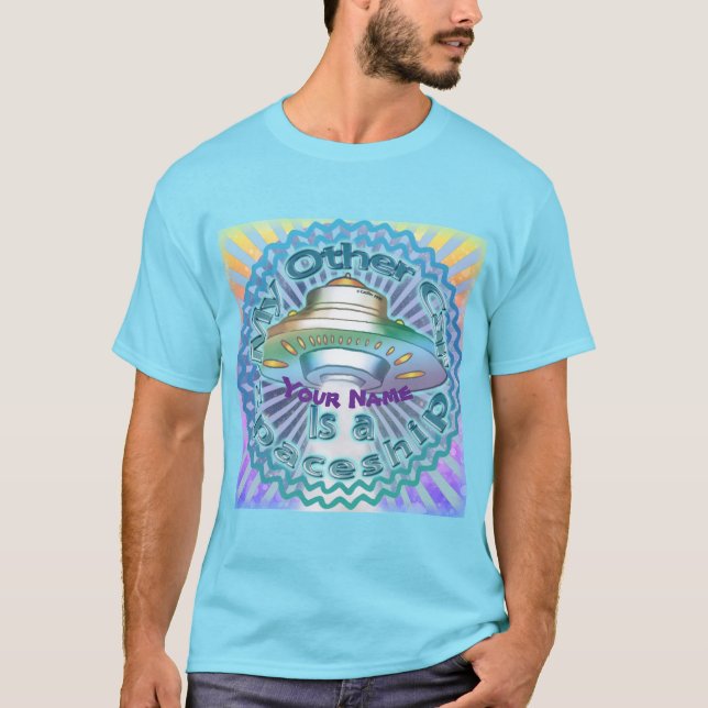 Camiseta Espaçonave de Carro Outro Alienigena (Frente)
