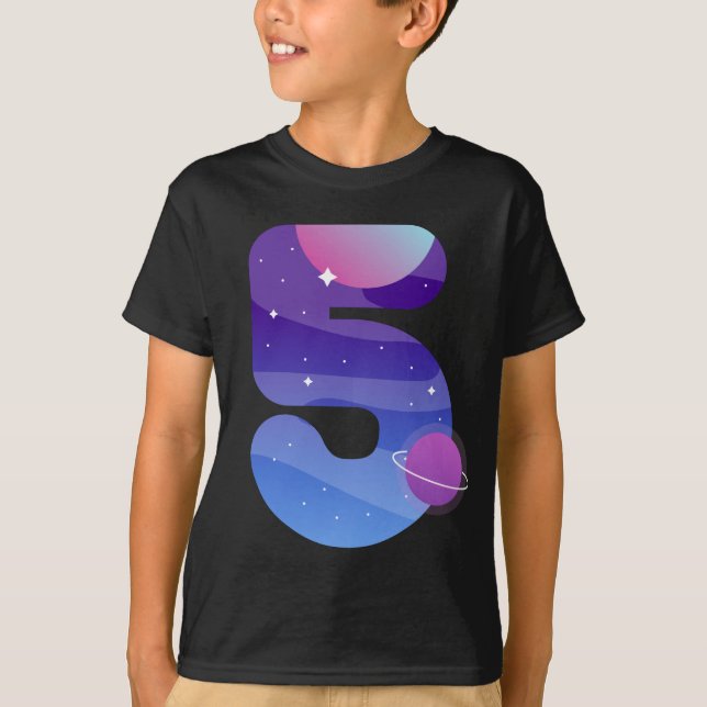 Camiseta Espaços Exteriores Planetas de Aniversário do 5 de (Frente)