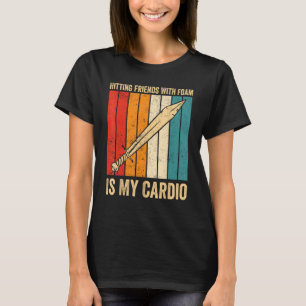 Camiseta Espada Engraçada Que Ataca Amigos Com Espuma