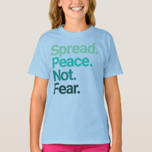 Camiseta Espalhar a paz sem temer a tipografia verde