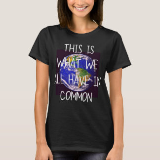 Camiseta Espalhar A Positividade É O Que Todos Temos Em Com