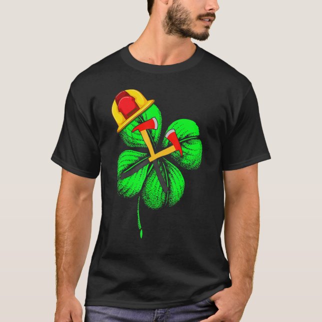 Camiseta Espantoso Saint Patrick S Day Firefighter Shamrock (Frente)