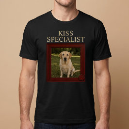 Camiseta Especialista em Beijos Foto Engraçada de Cachorro