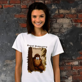 Camiseta Especialista em Distanciamento Social Sasquatch