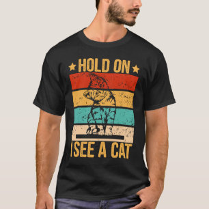 Camiseta Espera, vejo um gato