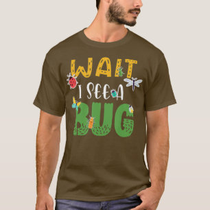 Camiseta Espere, eu vejo um Inseto de Biologia Entomológica