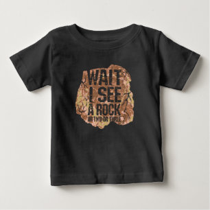 Camiseta Espere, Vejo Uma Pedra