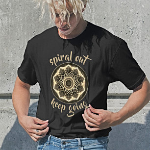 Camiseta Espiral Para Fora Continue Seguindo Mandala de Geo