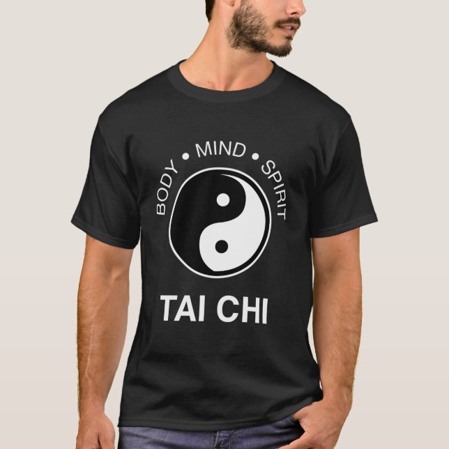 Camiseta Espírito Corporal Yin Yang Símbolo Tai Chi (Frente)