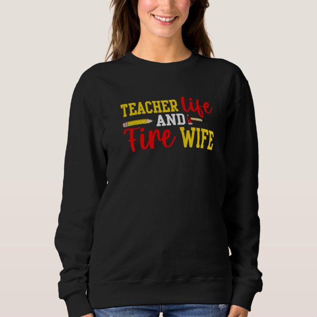 Camiseta Esposa De Bombeiro E Professora Engraçado Mulheres (Frente)
