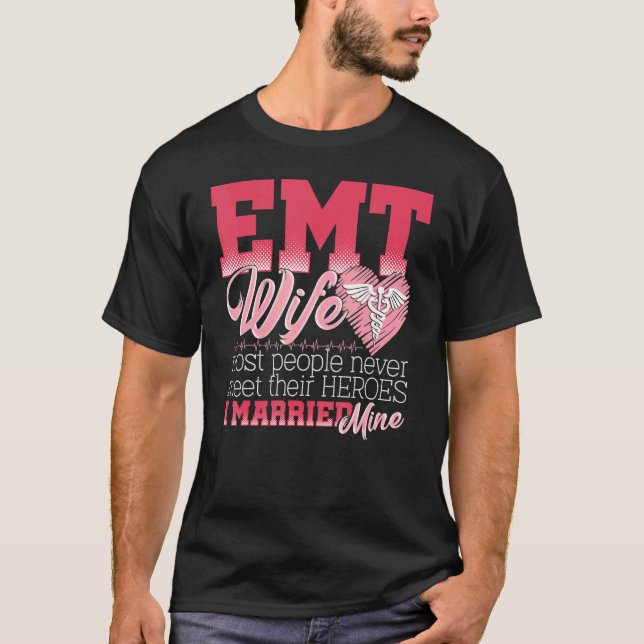 Camiseta Esposa do Primeiro Assistente de Resposta do EMT (Frente)