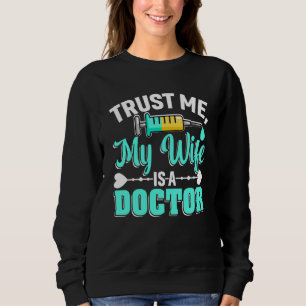 Camiseta Esposa É Médica Escola de Medicina Estudantes de M