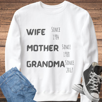 Camiseta "Esposa Mãe Avó personaliza ano