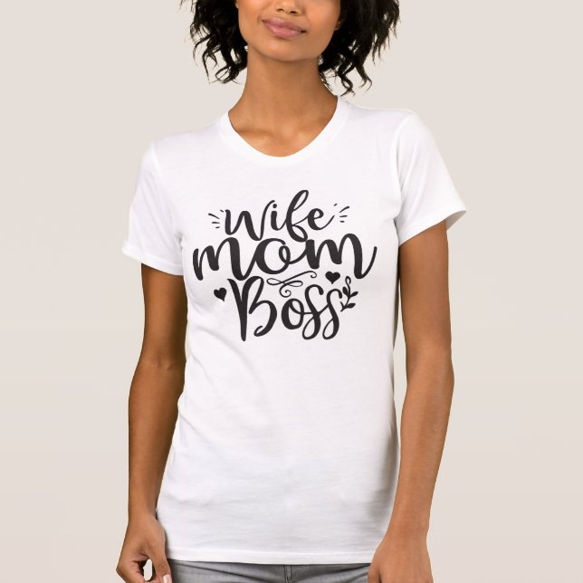 Camiseta Esposa Mãe Chefe (Frente)