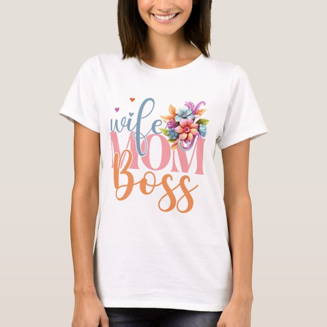 Camiseta Esposa Mãe Chefe" Texto Floral (Frente)