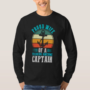 Camiseta Esposa Orgulhosa De Um Capitão Incrível De Barco B