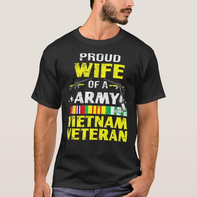 Camiseta  Esposa Orgulhosa Do Exército Veterano Vietnã, VN  (Frente)