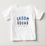 Camiseta Esquadrão do Groom | Na moda Solteiro Padrinho de<br><div class="desc">Bela, simples, na moda, "Groom Squad" cita camiseta de garotinhos de arte com tipografia moderna e minimalista em azul marinho e preto em um estilo legal de moda. O slogan, o nome e o papel podem ser facilmente personalizados com os nomes do seu esquadrão de noivos, por exemplo, noivo, melhor...</div>