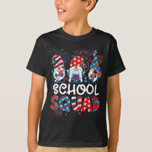 Camiseta esquadrão escolar do dia 4 de julho gnomo enfermei