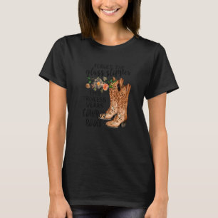 Camiseta Esqueça O Sapato De Vidro Esta Princesa Usa Botas