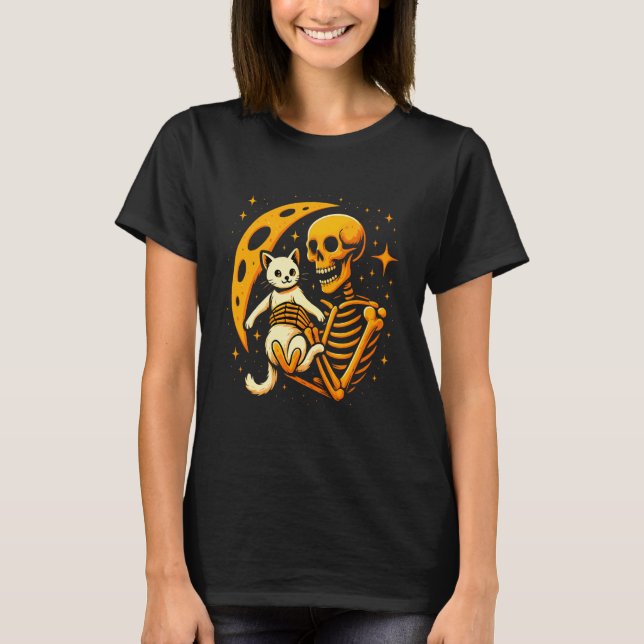 Camiseta Esqueleto Abraçando Gato Lua Noite Engraçado Fofo  (Frente)