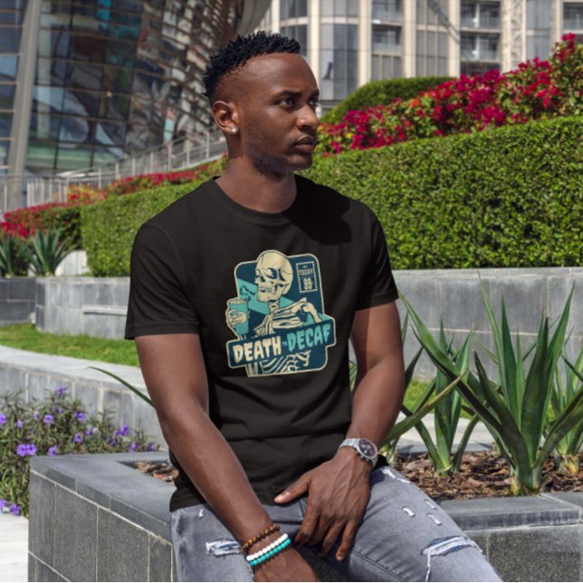 Camiseta Esqueleto Com Bebida Caffeine (Criador carregado)