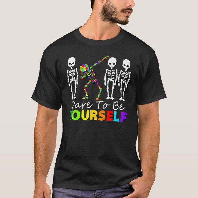 Camiseta Esqueleto Dabbing Ouse Ser Você Mesmo   Autismo (Frente)