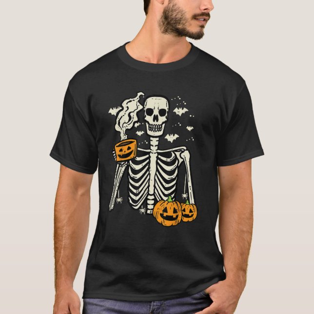 Camiseta Esqueleto de Halloween Abóbora Outono Café Diversã (Frente)