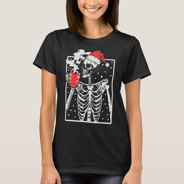 Camiseta Esqueleto Distinto Sorrindo Bebendo Crânio Café (Frente)