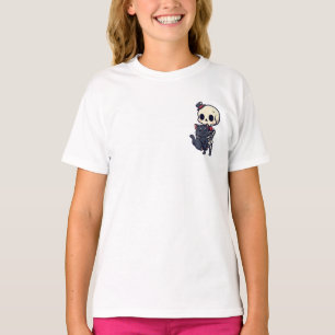 Camiseta Esqueleto Elegante Abraçando um Gato Preto Assusta