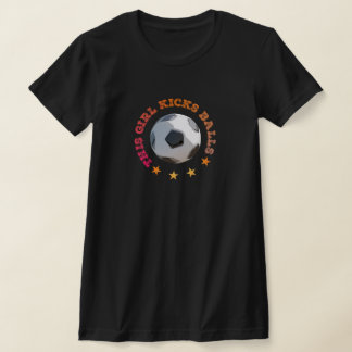 Camiseta Essa Garota Chuta Bolas Atleta de Futebol Feminina