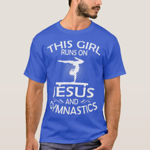 Camiseta Essa garota é movida por Jesus e ginástica para as