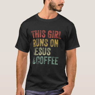 Camiseta Essa Garota Funciona Com Jesus E Café Christian Vi