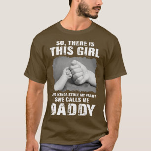 Camiseta Essa Menina Que Meio Que Roubou Meu Coração Ela Me