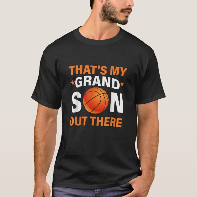 Camiseta Esse é meu neto lá fora, bola de basquete. (Frente)