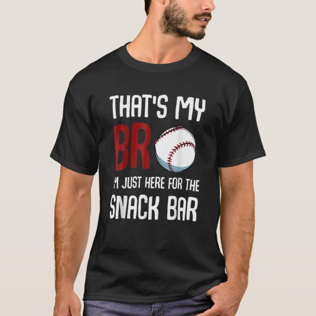Camiseta Esse é o meu irmão que estou aqui para o Snack Bar (Frente)