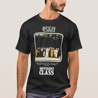 Camiseta Essencial de Classe Diferente de Pulp