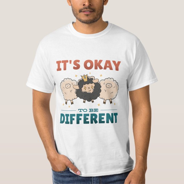 Camiseta Está bem ser diferente de convite (Frente)