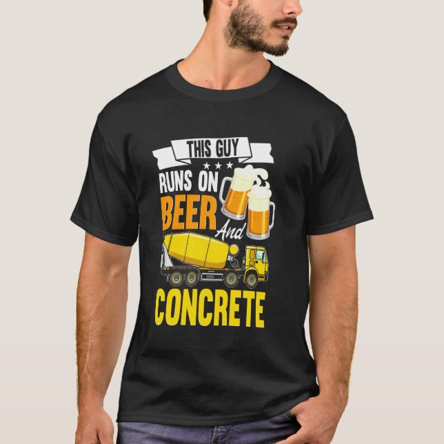 Camiseta Esta Cara Funciona Sobre Cerveja E Cimento De Fina (Frente)