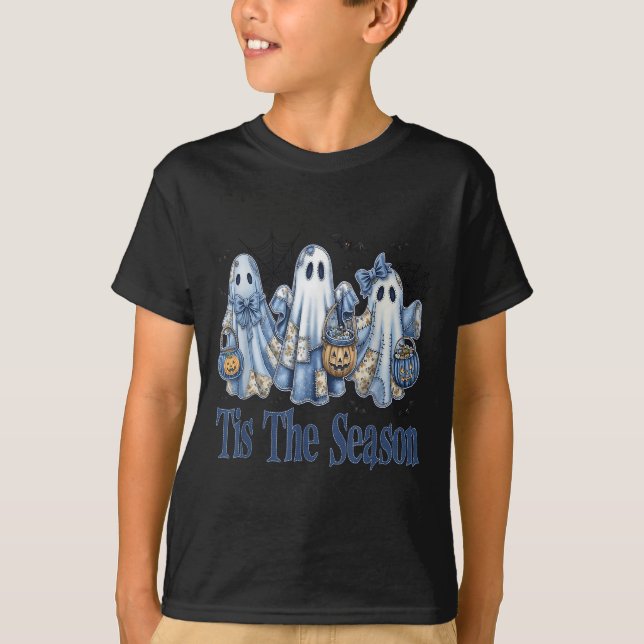 Camiseta Esta É A Época Blue Patchwork Ghost Pumpkin Spooky (Frente)