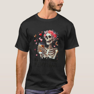 Camiseta Está frio lá fora como o meu esqueleto cardíaco