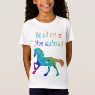 Camiseta Esta garota corre com relíquia e cavalos