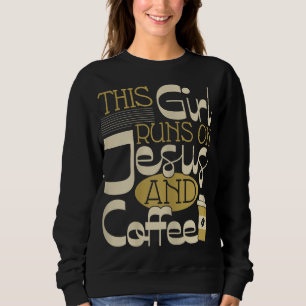 Camiseta Esta Garota Funciona Com Jesus E Café - Rel Cristã