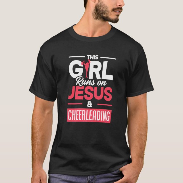 Camiseta Esta Garota Funciona Com Jesus E Cheerhead Cheerle (Frente)