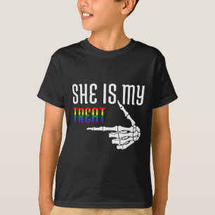 Camiseta Esta Garota Tem Que Andar A Bela Do Quimio Mama