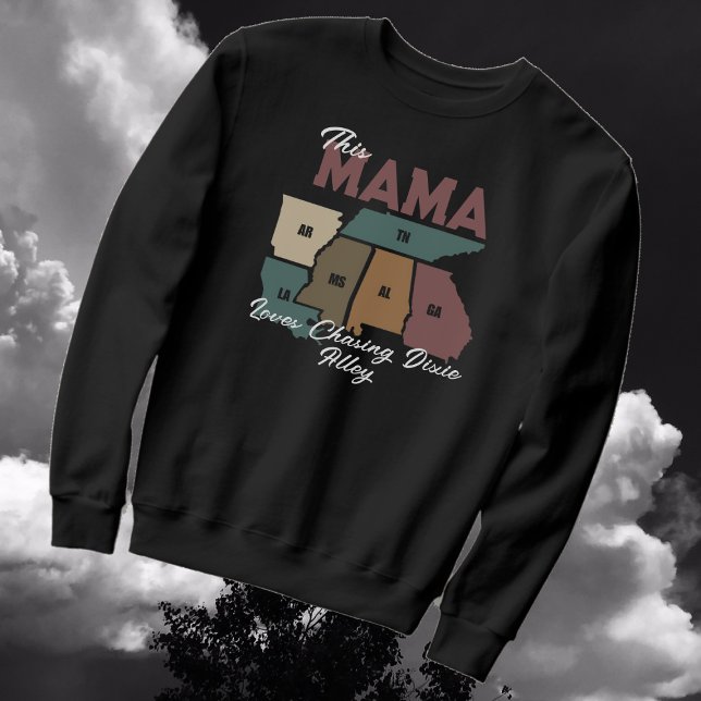 Camiseta Esta Mamãe Adora Tempestade Perseguindo Beco Dixie (Criador carregado)