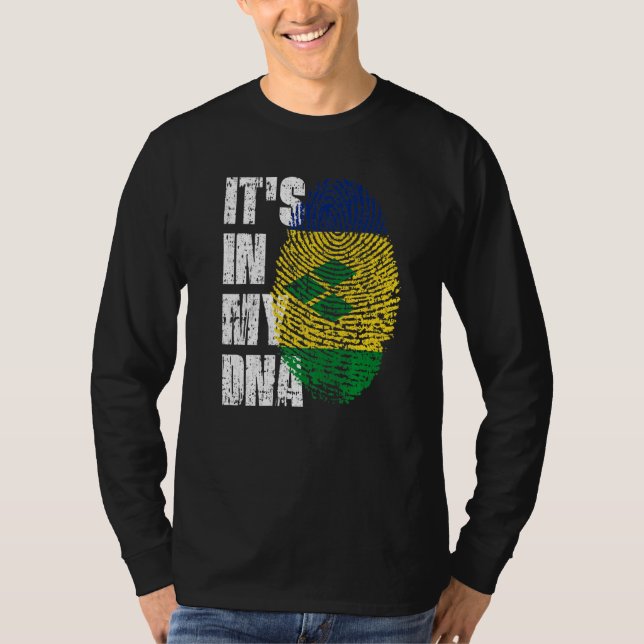 Camiseta Está Na Minha Rua De Dna Raízes De Bandeiras Vince (Frente)