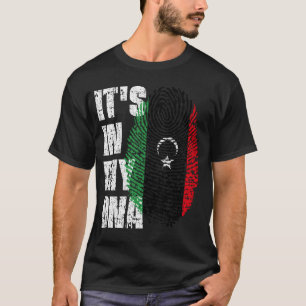 Camiseta Está no meu DNA, a Garota da Bandeira da Líbia.