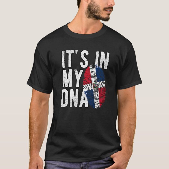 Camiseta Está no meu DNA, bandeira da República Dominicana, (Frente)