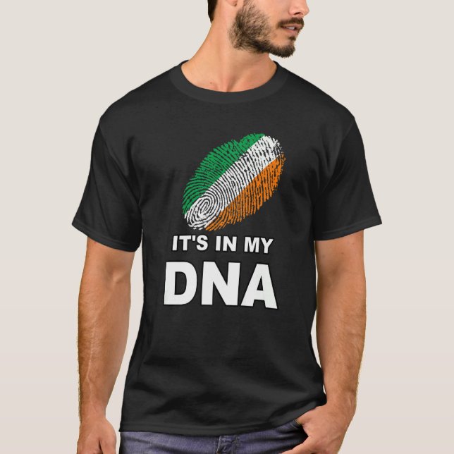 Camiseta Está no meu Dna Fingerprint Irlanda Rua de Bandeir (Frente)